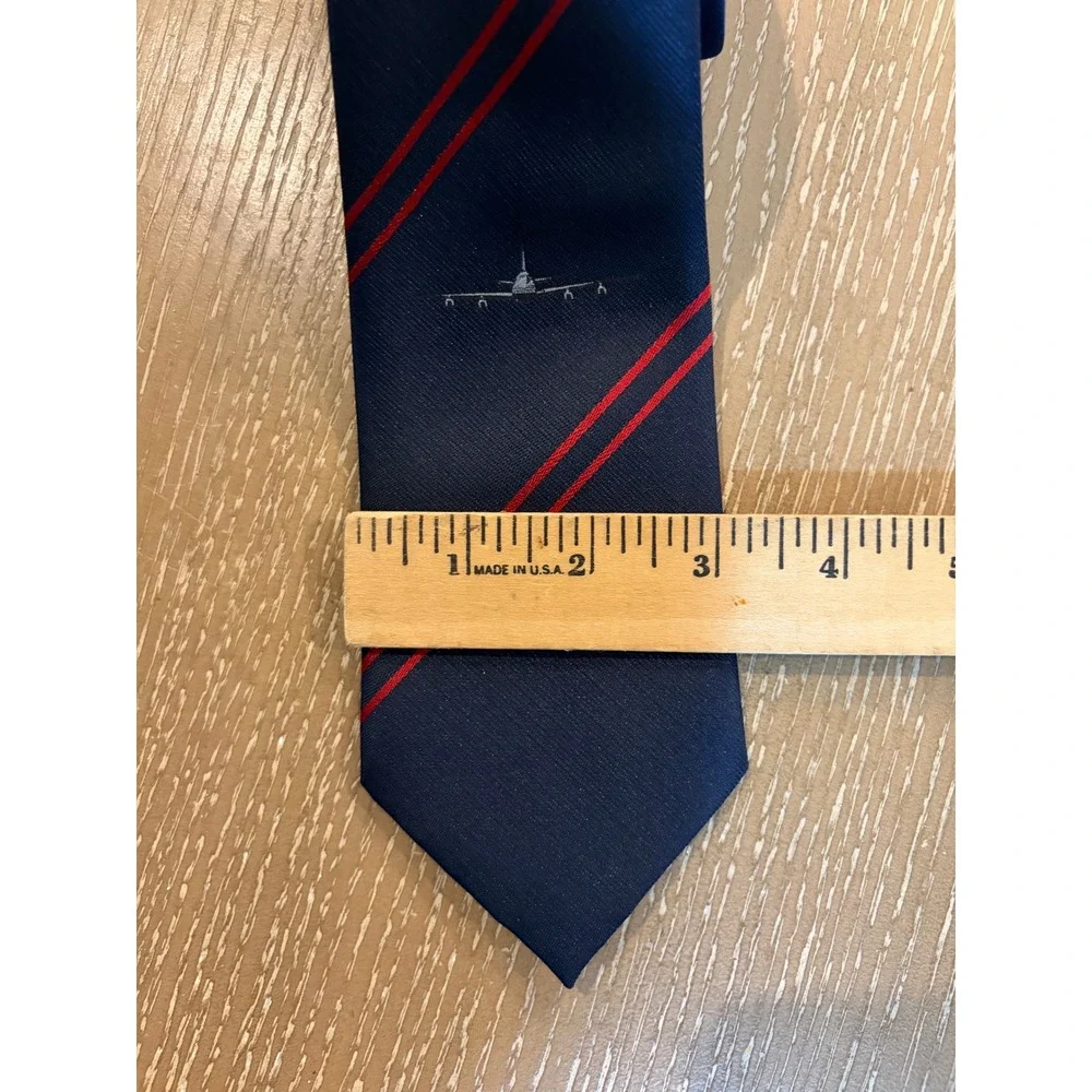 Vintage Lion Marketing Atlanta Aviation Airplane Navy Red Stripe Necktie Tie